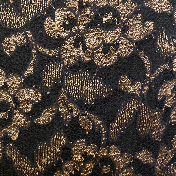 Ballet style - Black and Gold Lace Dress - Picture 3 of 10